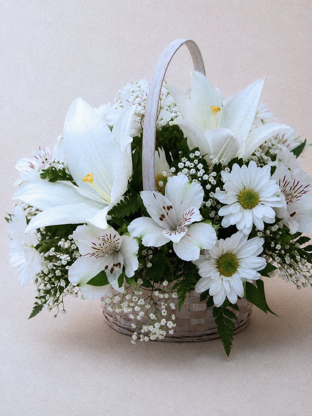 Ivory Lily Basket - Image 2